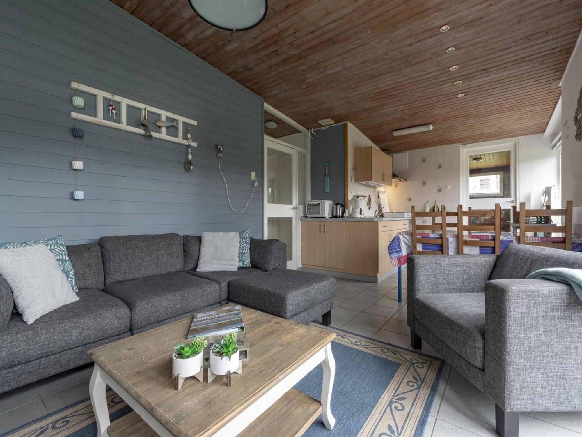 Stylish Beachside Bungalow With Patio Sint Maartensvlotbrug Zewnętrze zdjęcie