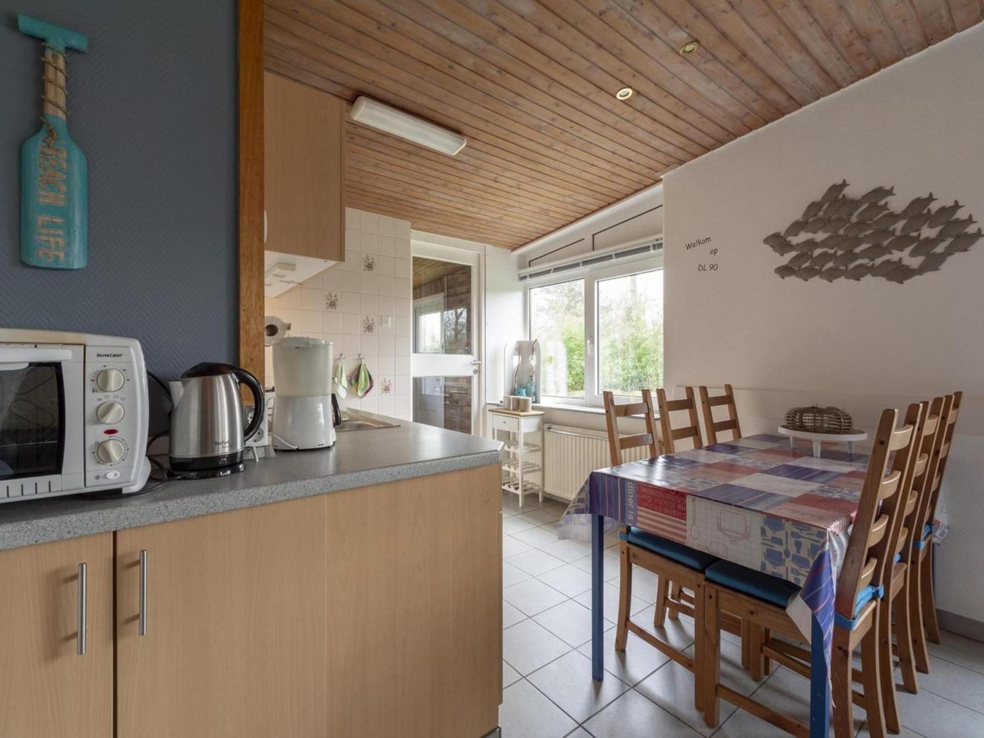 Stylish Beachside Bungalow With Patio Sint Maartensvlotbrug Zewnętrze zdjęcie